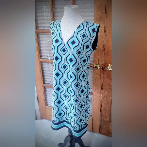 Brand New Michael Kors Sheath Dress, Retro Geometric, Size Medium NWOT - Picture 2 of 11